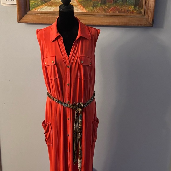 Michael Kors Sleeveless Shirt Dress With Pockets
Size 2X Burnt Orange - Picture 2 of 9